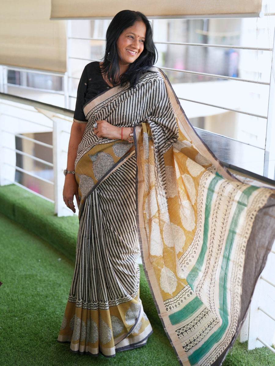 Yellow Stripecrush Bagru Print Saree