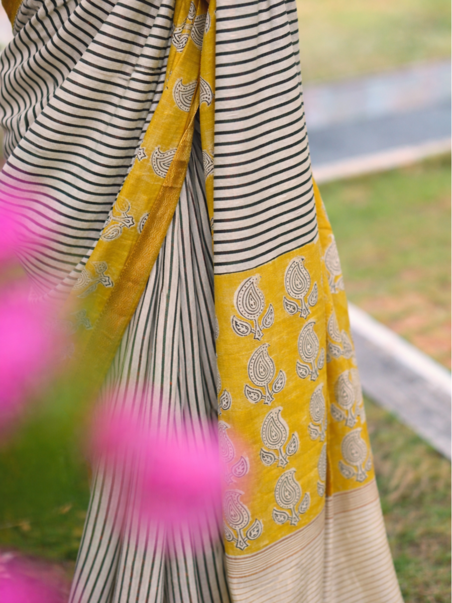 Noirbar Bagru Print Saree