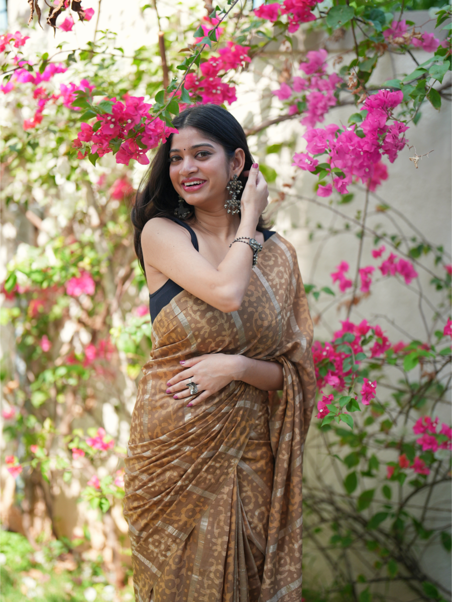 Too Bloom To Handle Dabu Print Saree