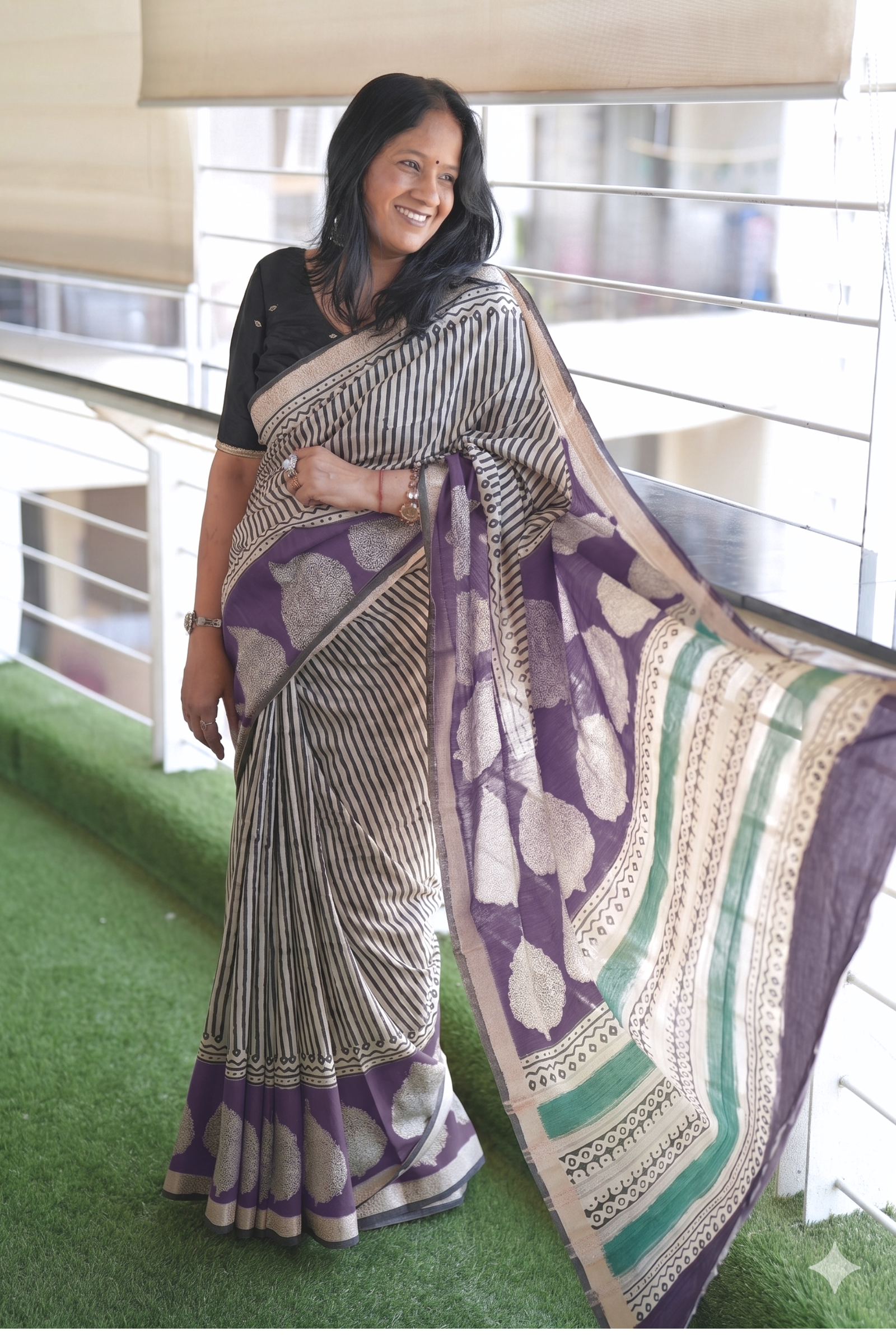 Lavender Stripecrush Bagru Print Saree – buy lavender bagru print saree online India | Karmara