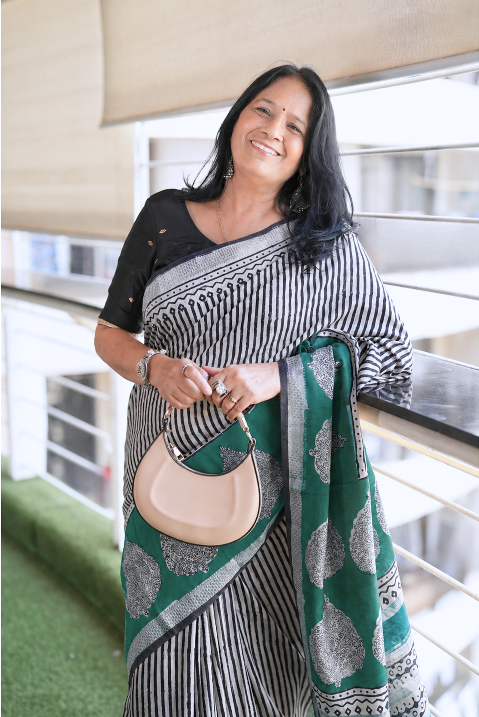 Indigo Stripecrush Bagru Print Saree – full view, buy indigo stripe saree online India | Karmara